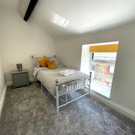 Yr Hen Bopty Villa Pontypridd Eksteriør billede