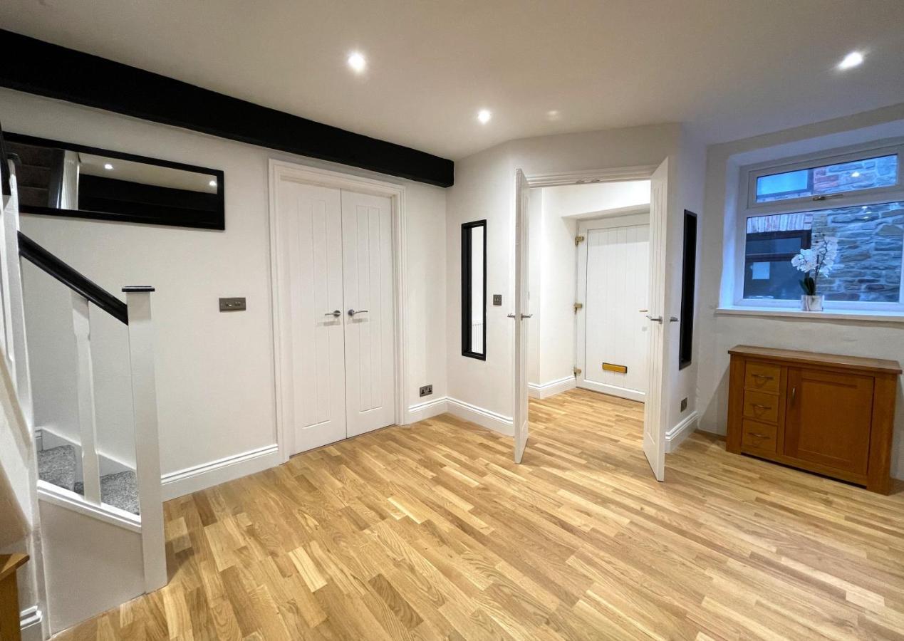 Yr Hen Bopty Villa Pontypridd Eksteriør billede